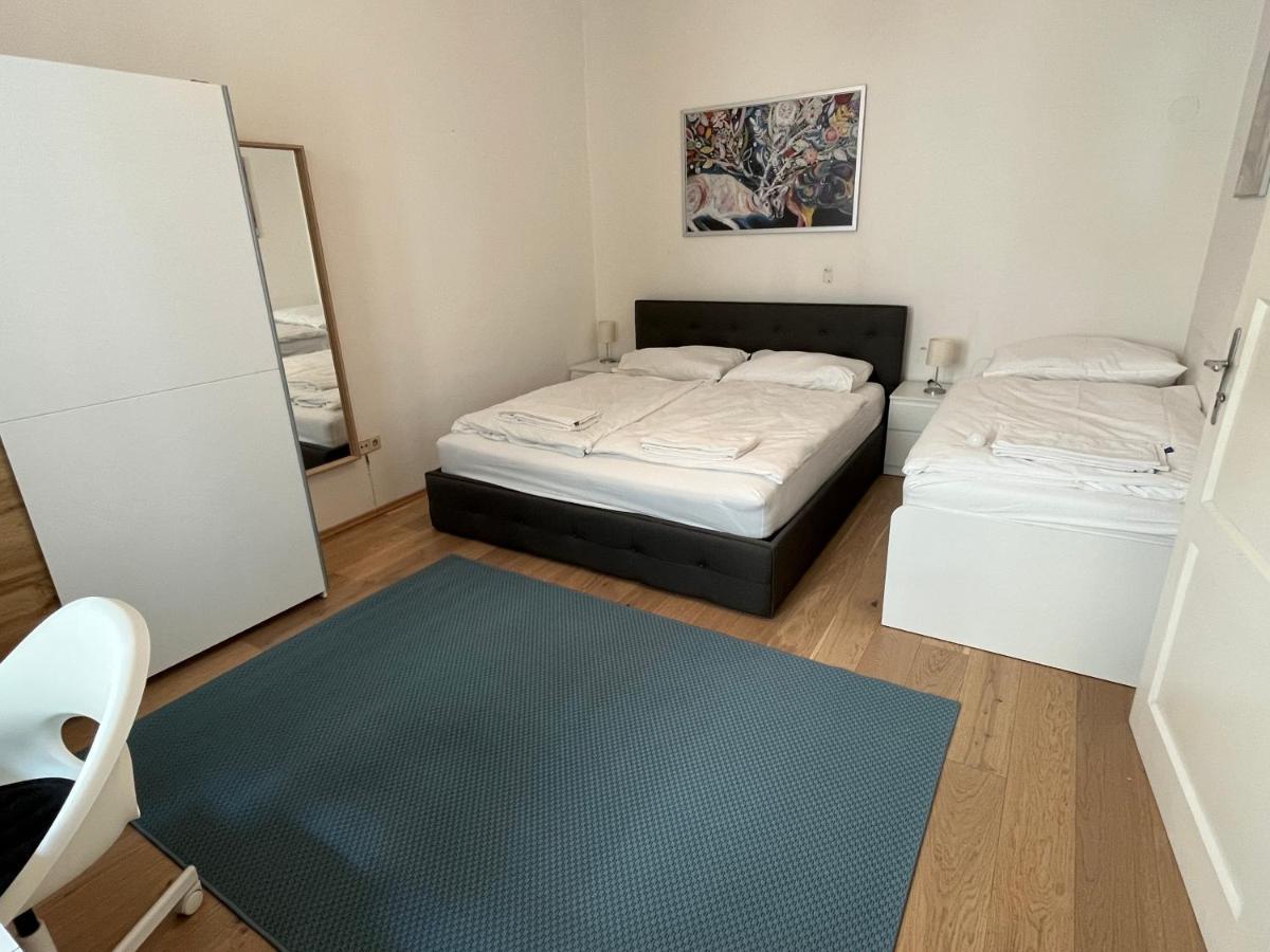 Stylish Apt Near Urania 1Br Viena Exterior foto