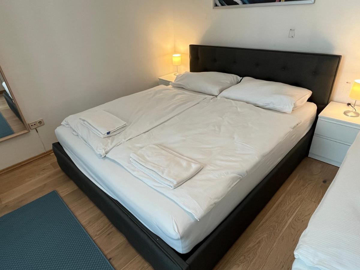 Stylish Apt Near Urania 1Br Viena Exterior foto